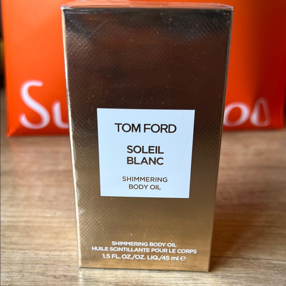 Tom Ford Soleil Blanc Shimmering Body Oil in Gold